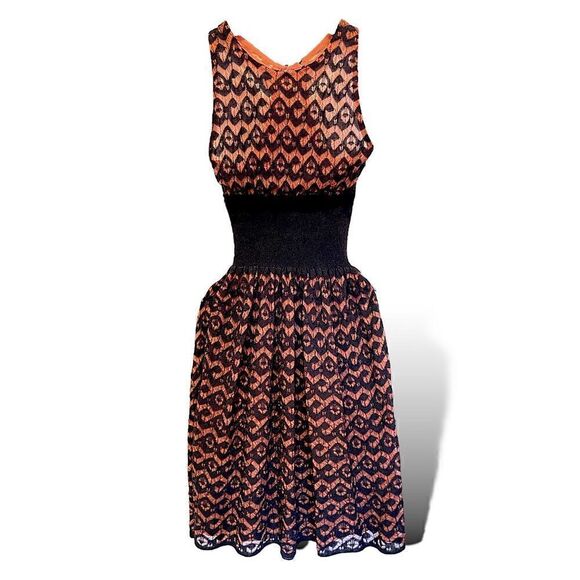 ALAÏA PARIS Orange/Coral & Black STUNNING Crochet Dress - Picture 1 of 13